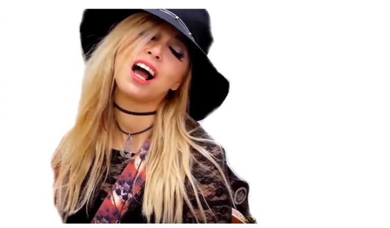 Pul feat. Naz Cimilli – Gitme Şarkı Sözleri