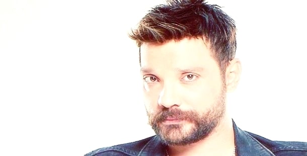 Oğuzhan Uğur – Ateşteyim şarkı Sözleri