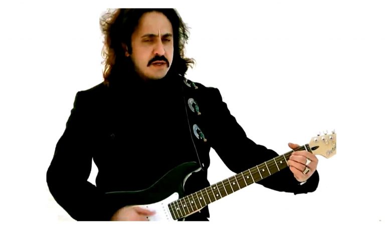 Kemal Kutlu – Son Bir Kez Şarkı Sözleri