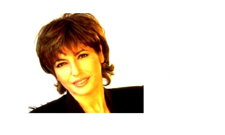 Naşide Göktürk – Sakın Ha Şarkı Sözleri