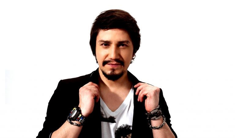 İrfan Özata – Hır Gür Şarkı Sözleri