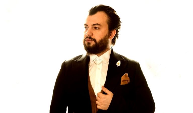 Cihan Mürtezaoğlu – Bilmeden Güzel Şarkı Sözleri