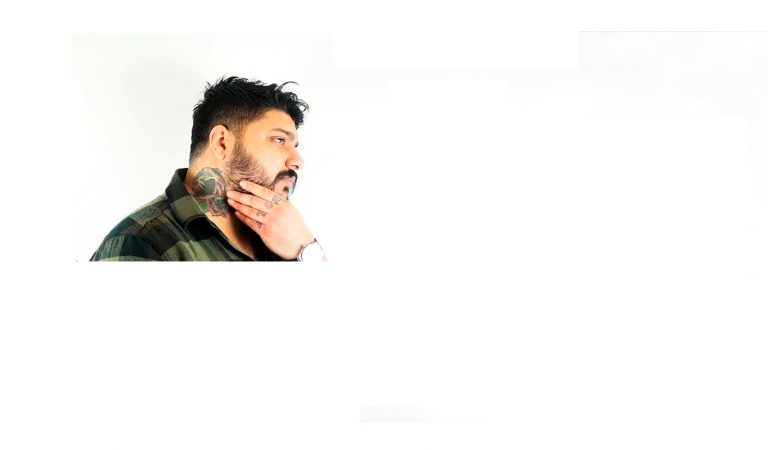 Ayaz Erdoğan – Vur Beni Şarkı Sözleri