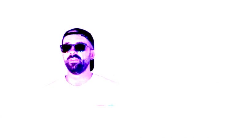 Yusuf Kayhan feat. DZYZ – Akıyoruz Şarkı Sözleri