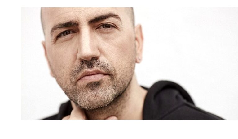 Erkin Arslan – Cumhuriyet Marşı Şarkı Sözleri