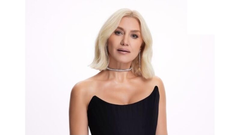 Zeynep Mansur – Yıllar Sonra Şarkı Sözleri