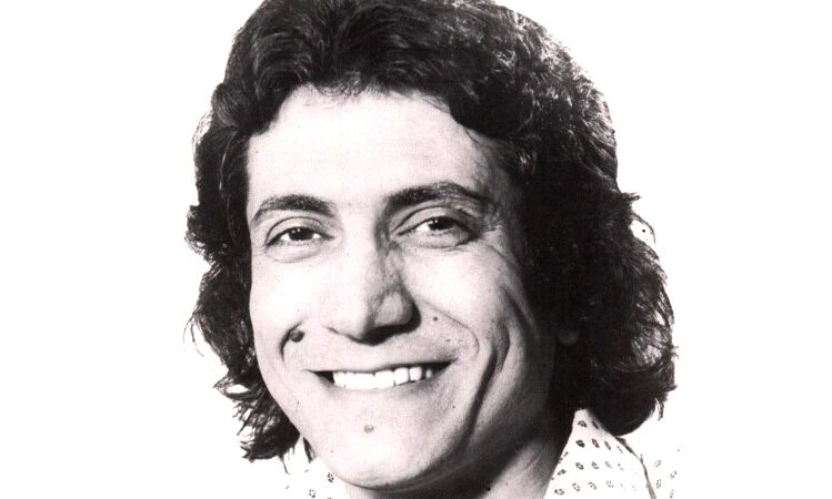 İzzet Altınmeşe – Nergis Gözlüm Şarkı Sözleri