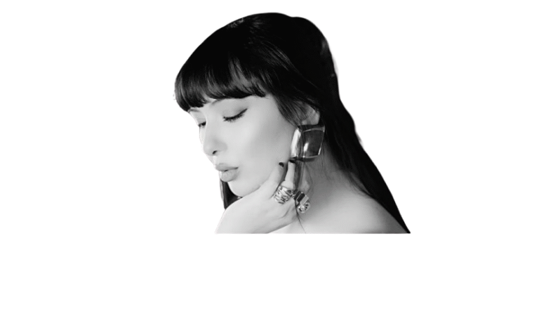 Esra Göndeş – Ateş Şarkı Sözleri