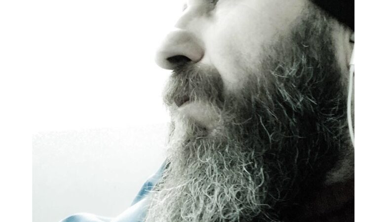 Yüksel BALTACI – İÇUMDEKİ YARA Şarkı Sözleri