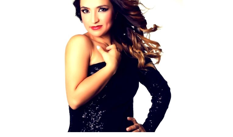 Aysel Yakupoğlu – Paslı Sandık Şarkı Sözleri